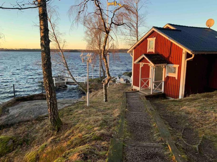 "Talludden" By The Lake Arydssjoen, Furuby Bagian luar foto